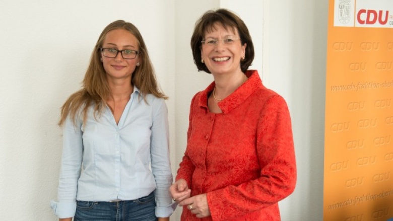 Anna Hundertmark besuchte nach USA-Aufenthalt ihre „Patin“ Marie-Luise Dött Anna Hundertmark besuchte nach USA-Aufenthalt ihre „Patin“ Marie-Luise Dött