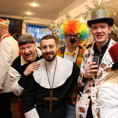 Größeres Bild ansehen