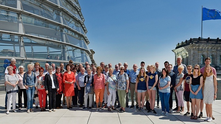 Marie-Luise Dött führte Bürger durch den Reichstag
